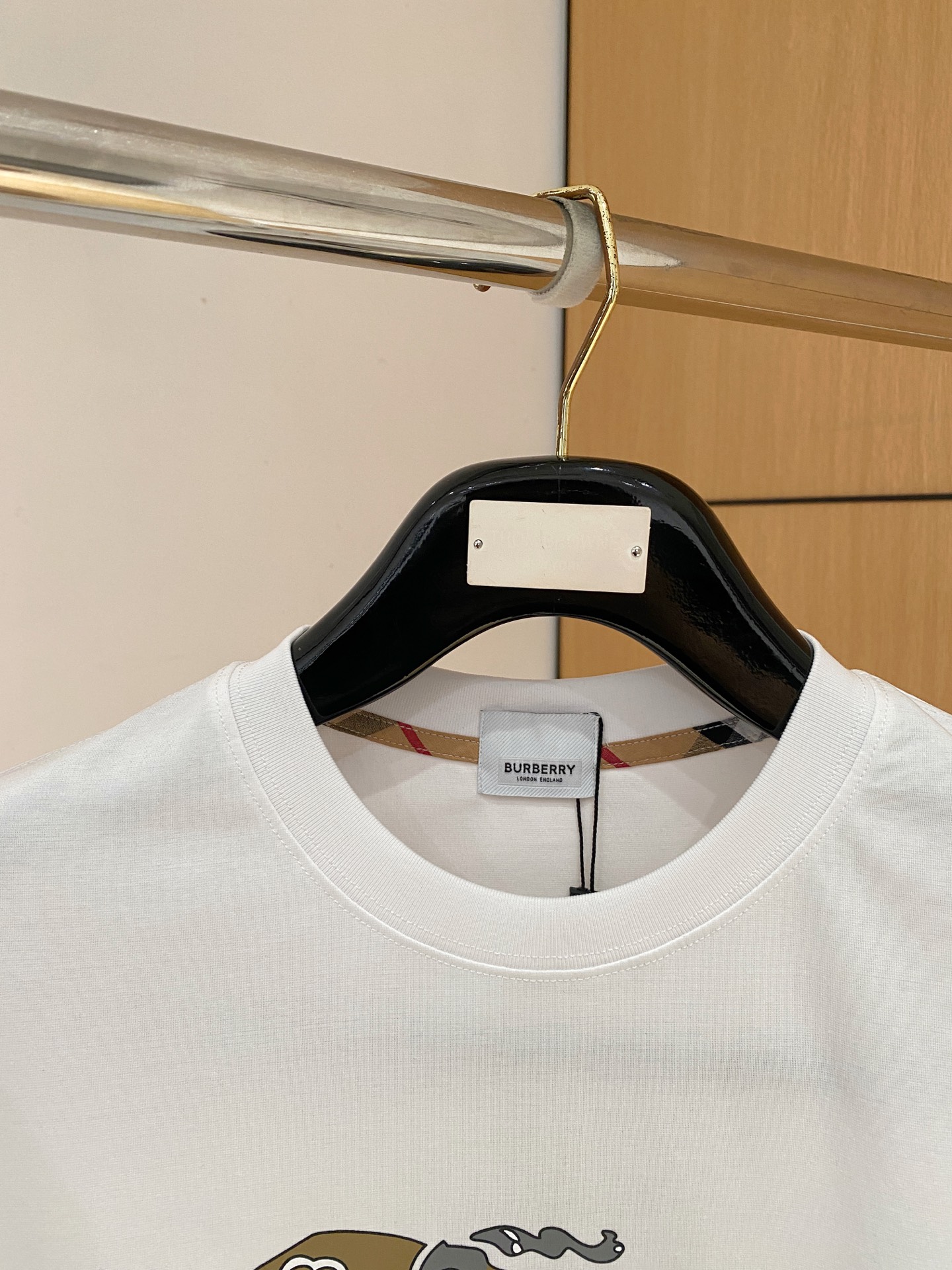 short sleeves